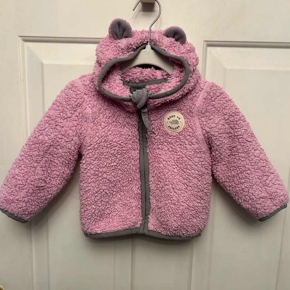 The North Face Born to Explore girl’s pink fuzzy jacket. 6-12 mos Hooded. Cute!
